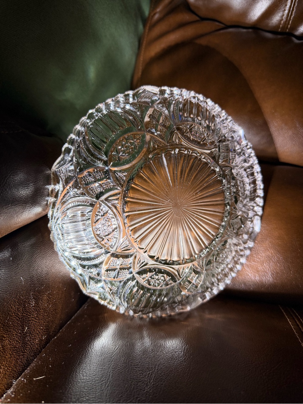 Antique EAPG Moon and Star Clear Glass Platter Serving Bowl UV Glow Manganese - Picture 4 of 6